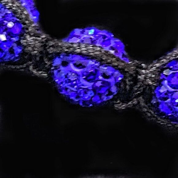 Royal blue  sparkling crystal bead bracelet 9 bead - Picture 4 of 5